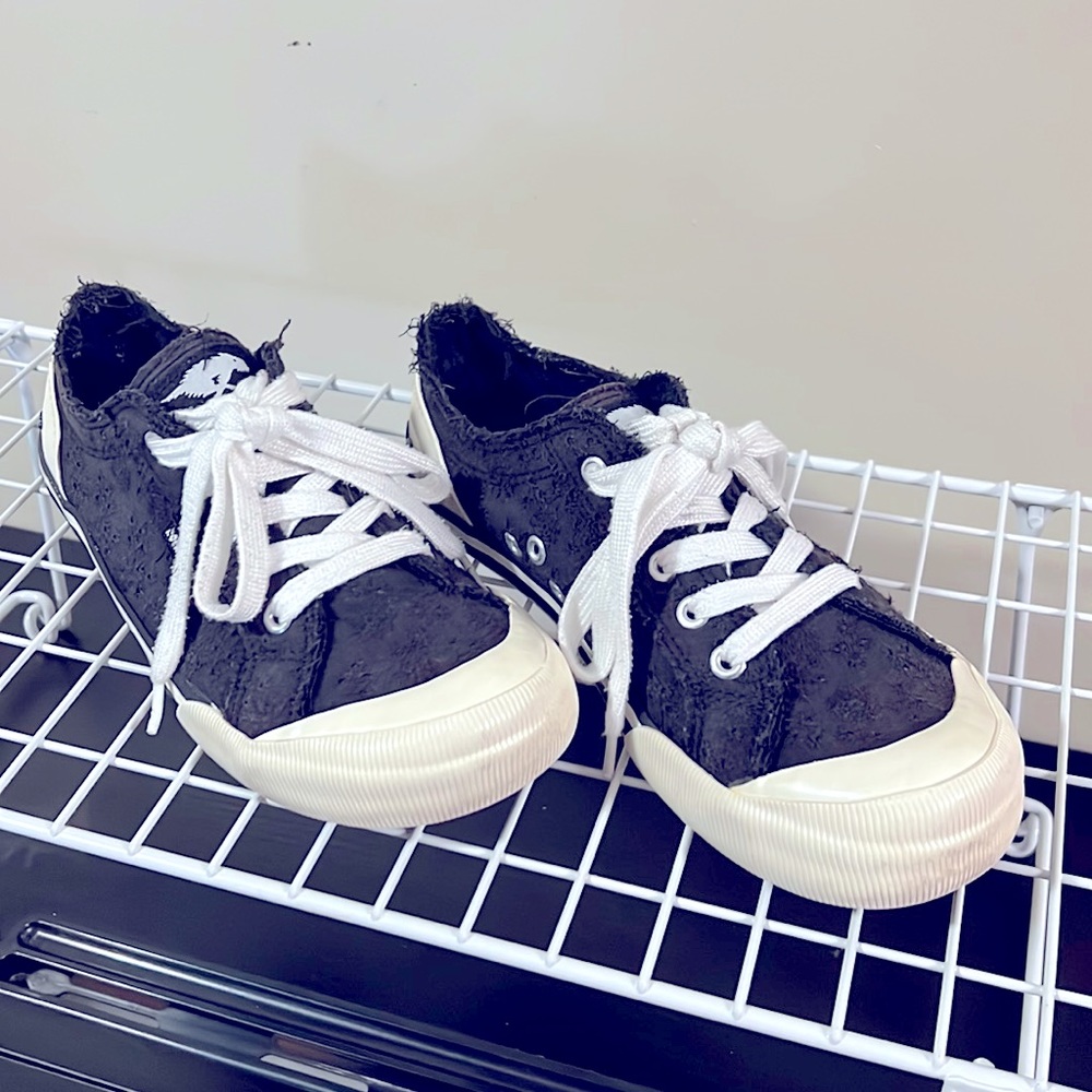 Rocket Dogs size 8.5